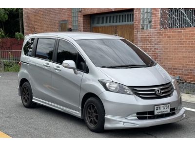 Honda Freed 1.5 Se  AUTO ปี 2012 รถสวยพร้อมใช้ *ฟรีดาวน์* T.086-527-9533